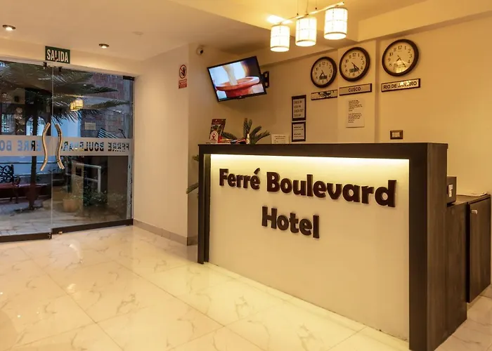Ferré Boulevard 3*