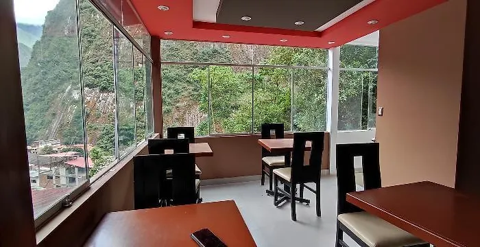 Ferré Boulevard Machu Picchu